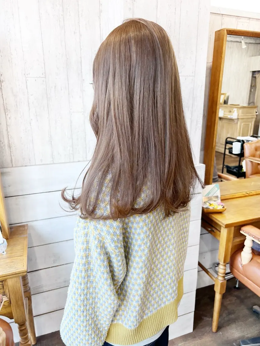 ロング ヘアカラー 初めてでも失敗しない 透明感カラー　Miiのヘアスタイル