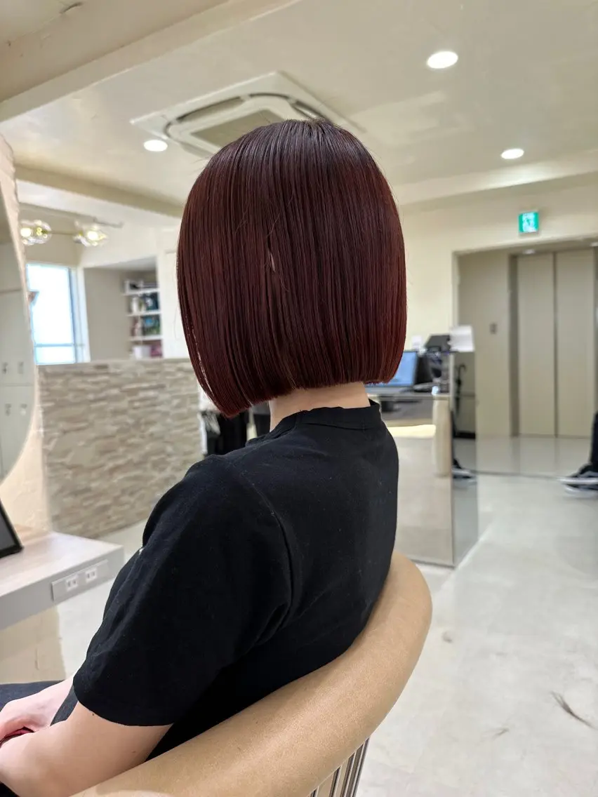 ミディアム カラー カット ヘアカラー トリートメント 縮毛矯正ボブ&顔まわ レイヤー♡TOMOEのヘアスタイル