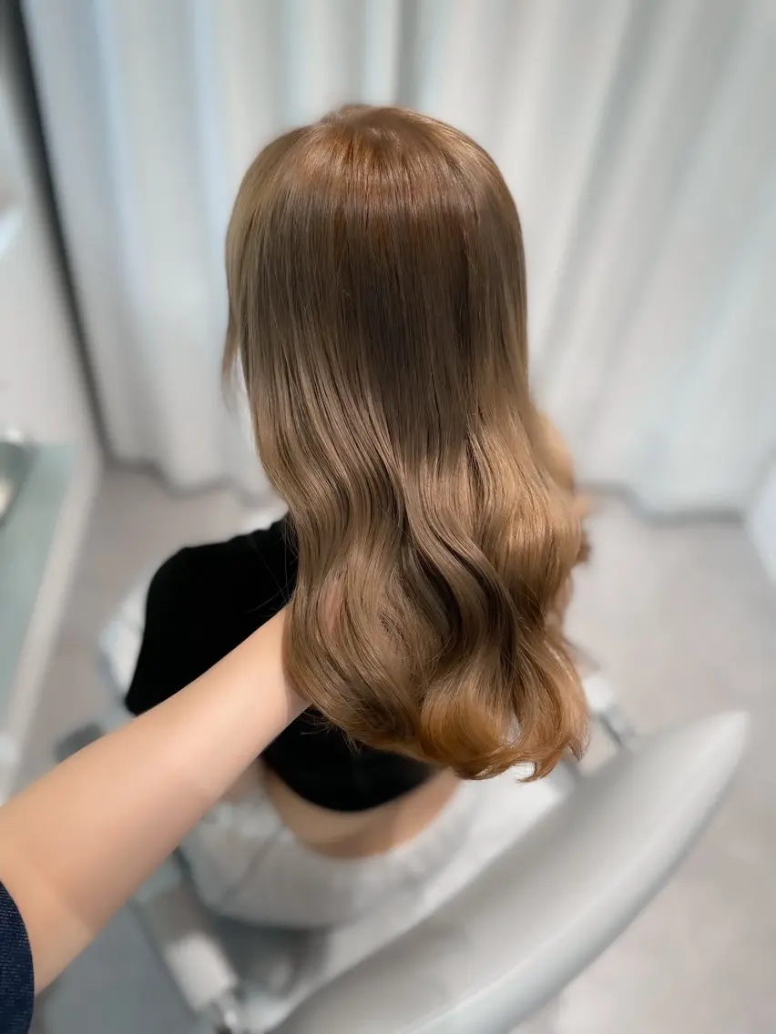 ミディアム ヘアカラー トリートメント 透明感巻ける縮毛矯正 可愛いStyle杏琉のヘアスタイル