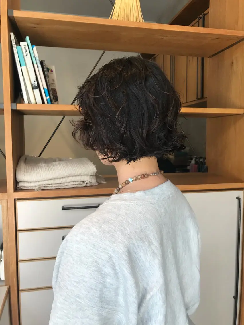 ショート カット パーマ レイヤーカット NERO加藤木麻彩のヘアスタイル
