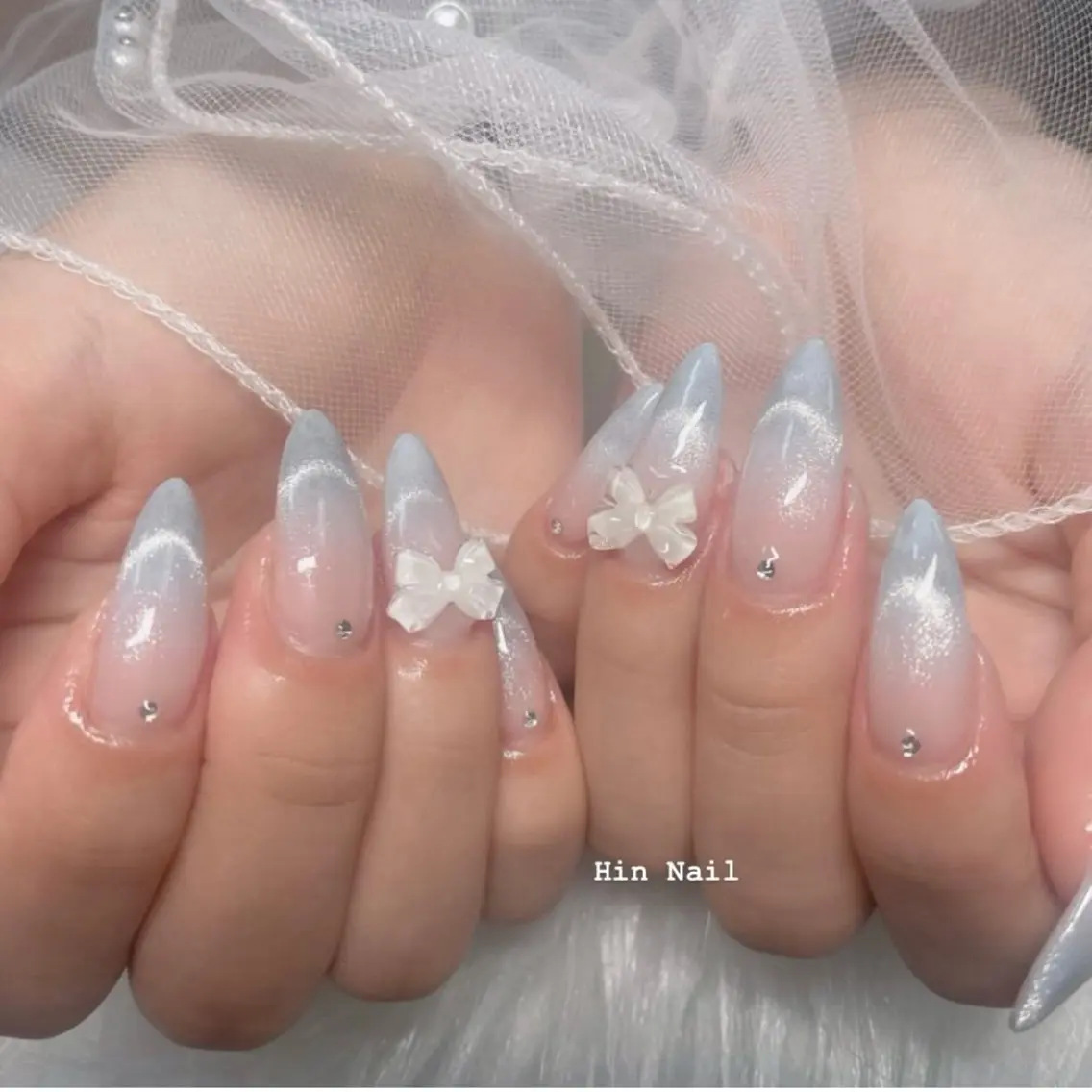 ネイル チークネイル ドット フットネイル フレンチネイル グラデーション ハンドネイル HIN NAILのネイルデザイン