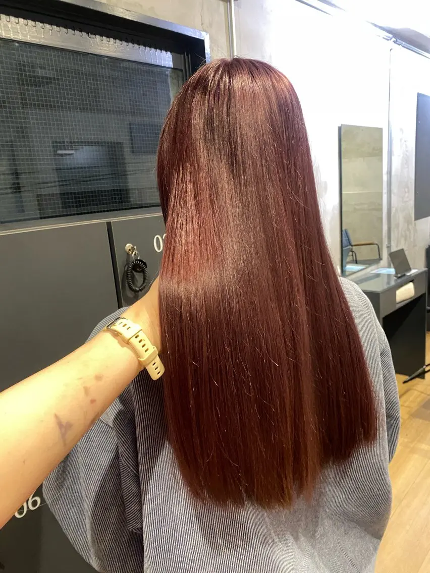 ロング ピンクブラウン ロング カット ヘアカラー レイヤー特化🪽 yuka【高円寺】のヘアスタイル