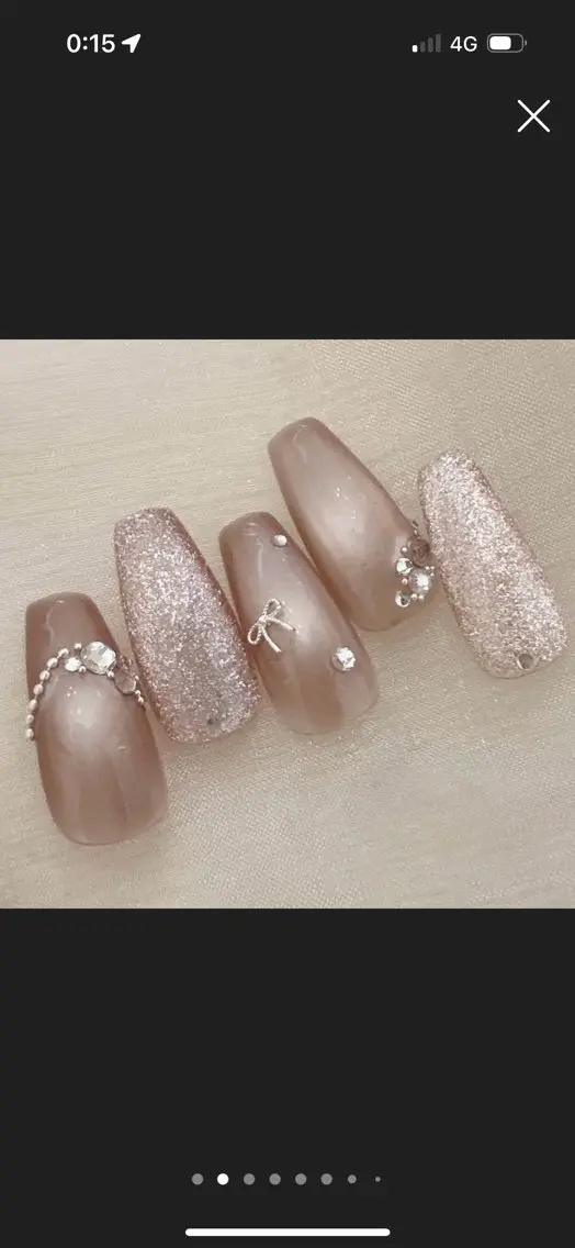 ネイル ボルドー チークネイル ドット 長さ出し フレンチネイル Queeens nailのネイルデザイン