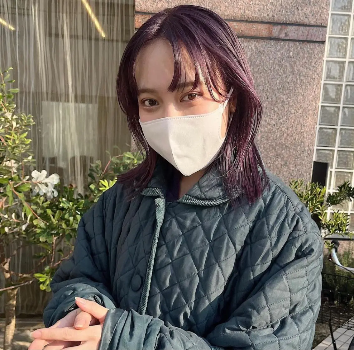 ミディアム カラー ブリーチ ハイトーンカラー ラベンダーカラー パープルカラー デザインカラー🥂 YUKAのヘアスタイル