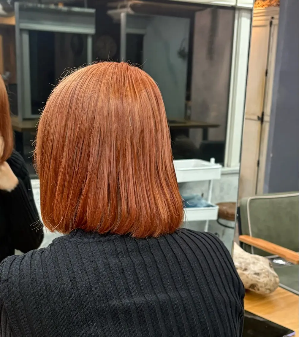 ショート ヘアカラー シモイケ ルアのヘアスタイル