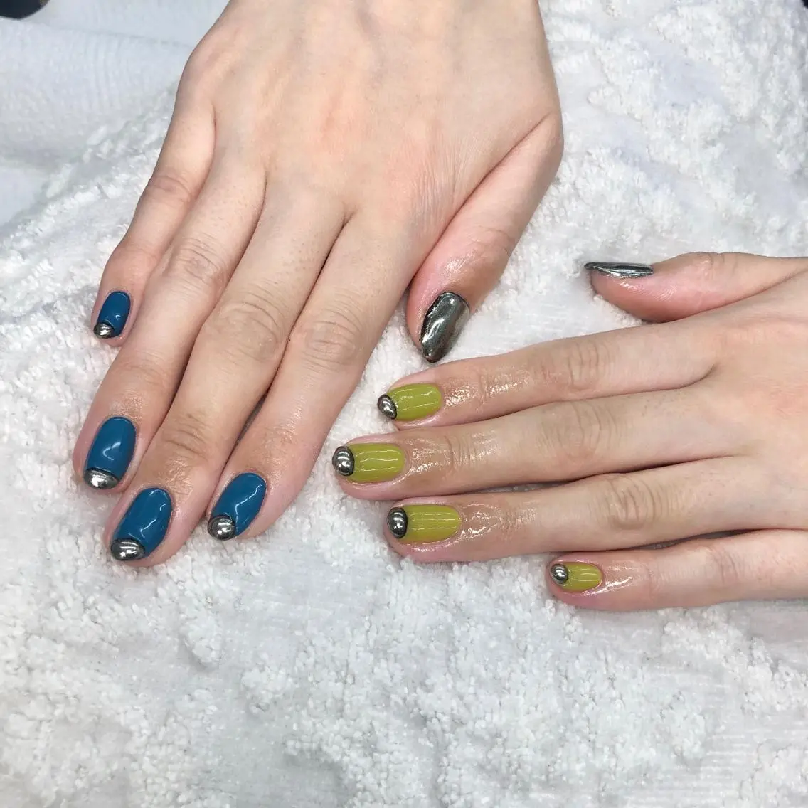 ネイル ミラーネイル ニュアンスネイル ぷっくりネイル 🎀AYAKO 🎀中韓ネイルのネイルデザイン