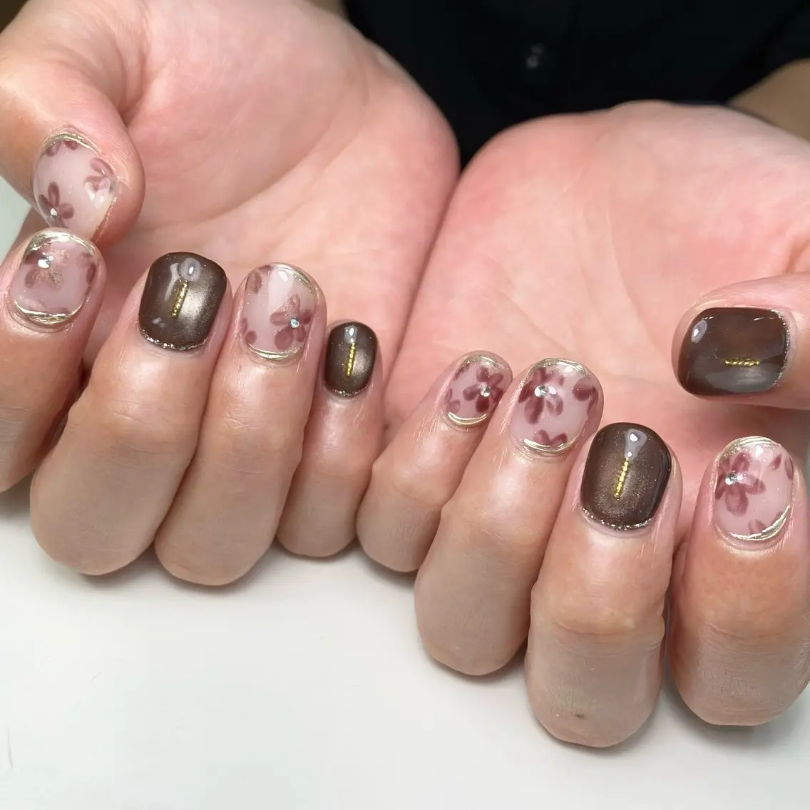 ネイル ハンドネイル Legit nail salonのネイルデザイン
