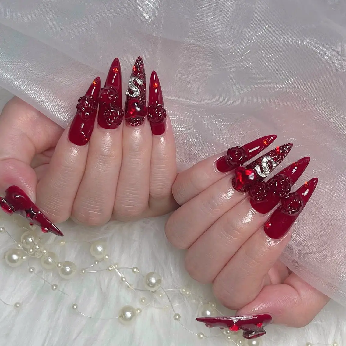 ネイル オーロラネイル クリアネイル 成人式 フラッシュネイル ジェルネイル ハンドネイル Amee Nail Salonのネイルデザイン