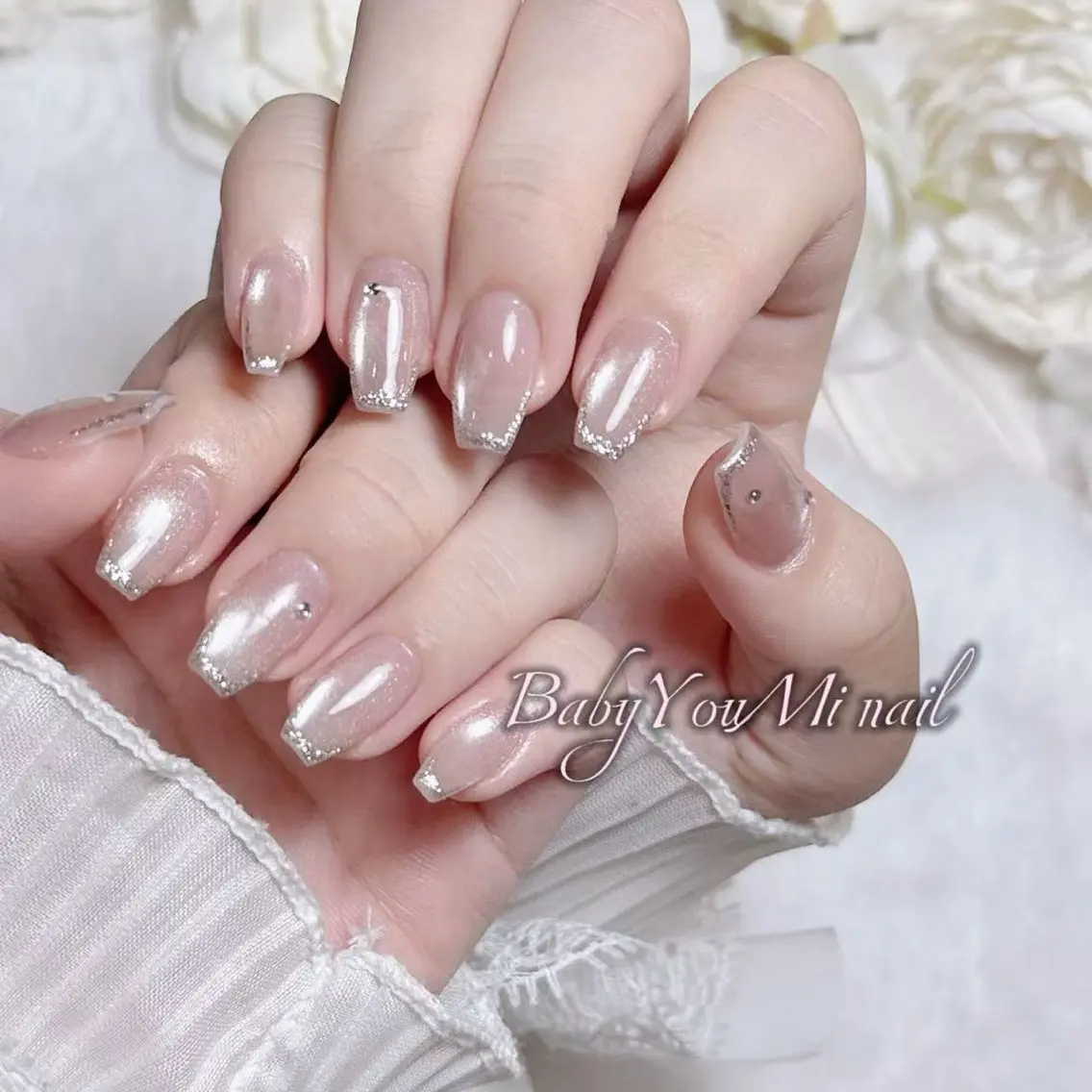 【HAND】ガラスフレンチ/ミラーフレンチ/オーロラフレンチ〜艶は大変綺麗💅❤️の写真