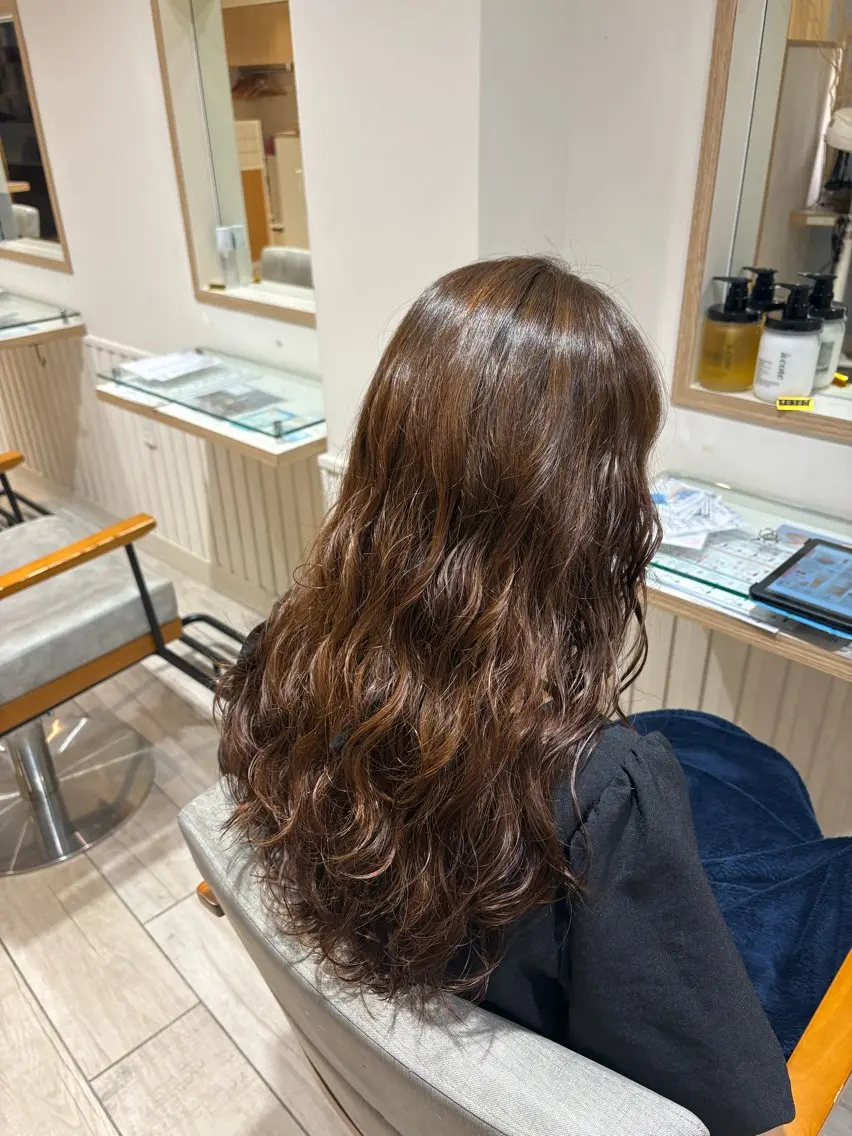 ロング パーマ カット パーマ 🌷🫧モデル募集中 🫧🌷森山彩音のヘアスタイル