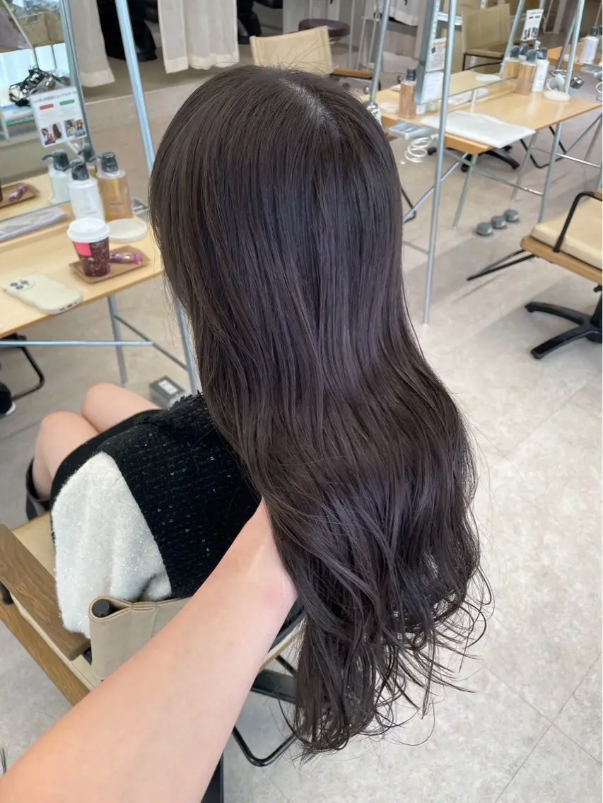 ロング 艶感カラー🫧三浦 衣織のヘアスタイル