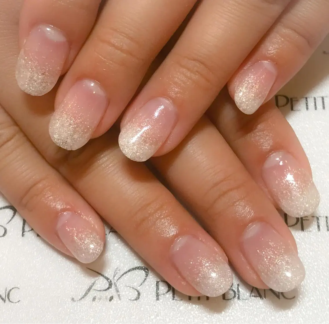 ネイル ジェルネイル ラメ(グリッター) ラメグラデーション PetitBlanc KAZUKIのネイルデザイン