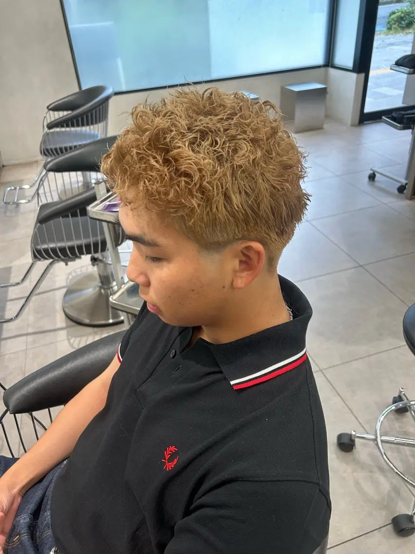 カラー パーマ メンズ メンズブリーチ メンズパーマ ブリーチ ⭐️モデル大募集 ⭐️谷口修平のヘアスタイル