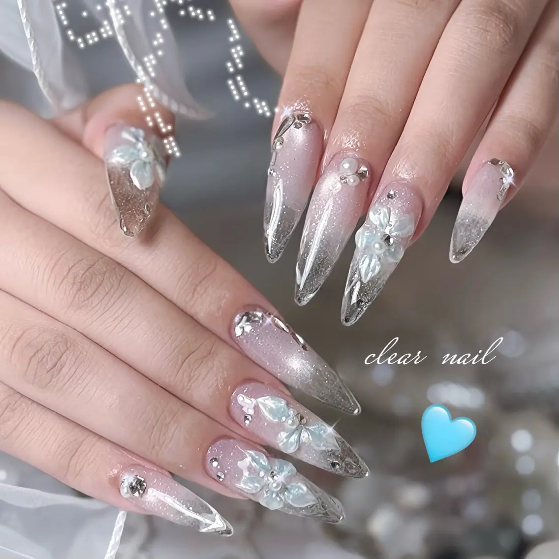 ネイル ハンドネイル ルシイ🎀新宿長さ 出しパーツ専門店のネイルデザイン