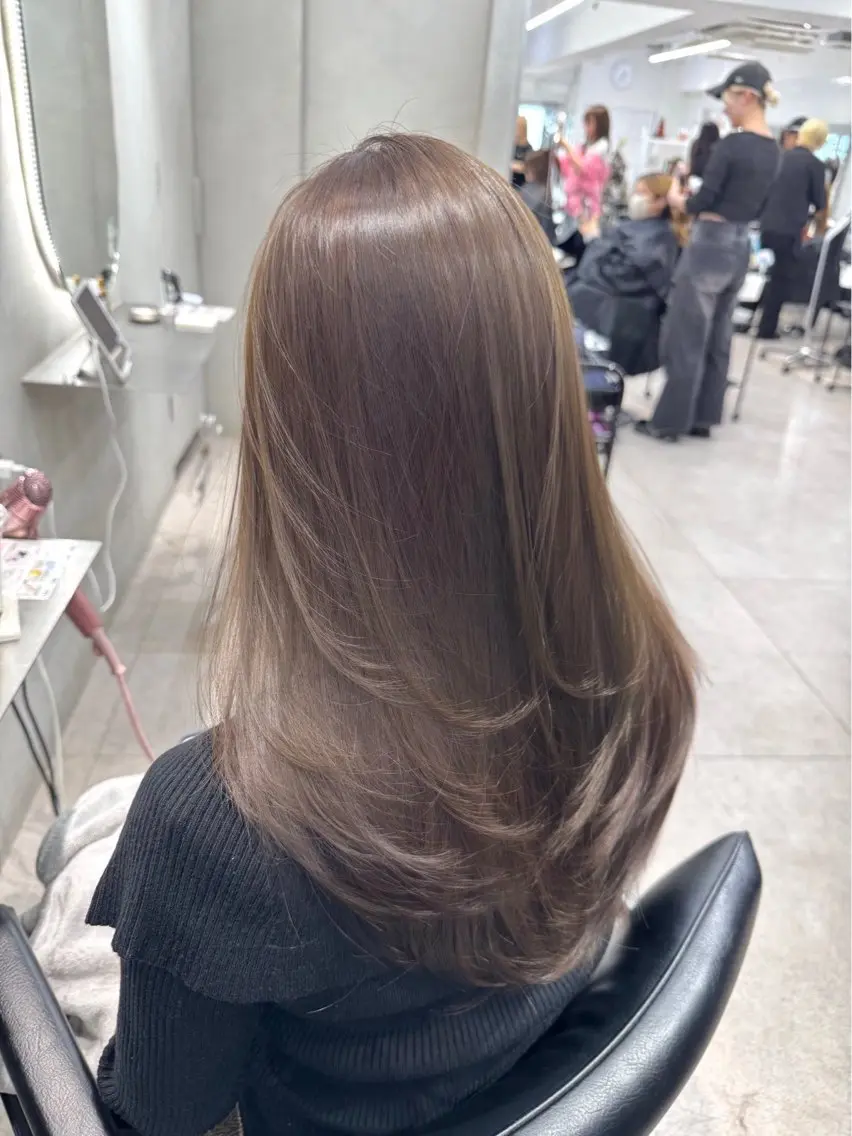 ロング カラー 神崎 琴音のヘアスタイル