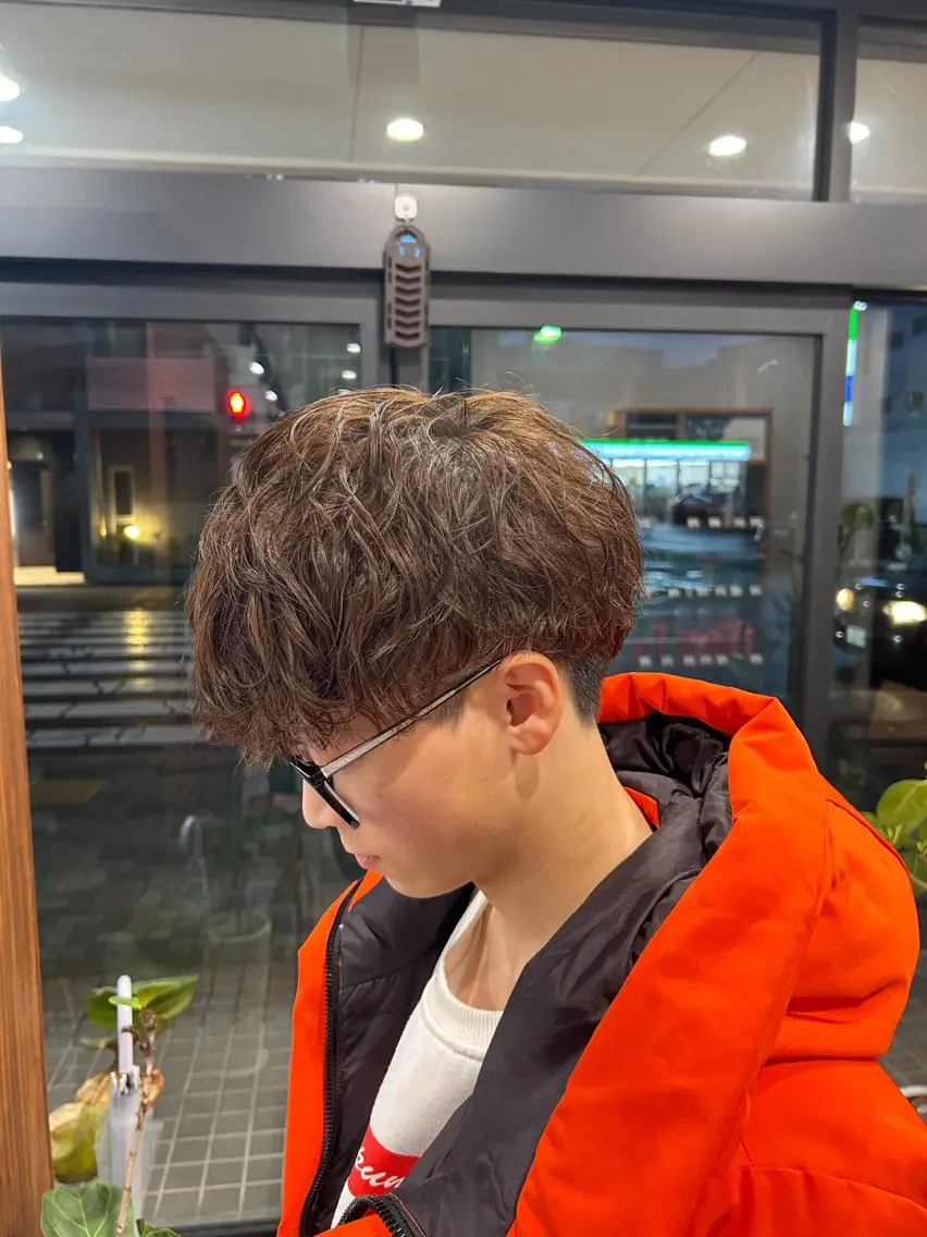 【平日限定】【男性限定】似合わせカット＋ツイストorスパイラルパーマ＋クイックトリートメント＋ナノバブルの写真