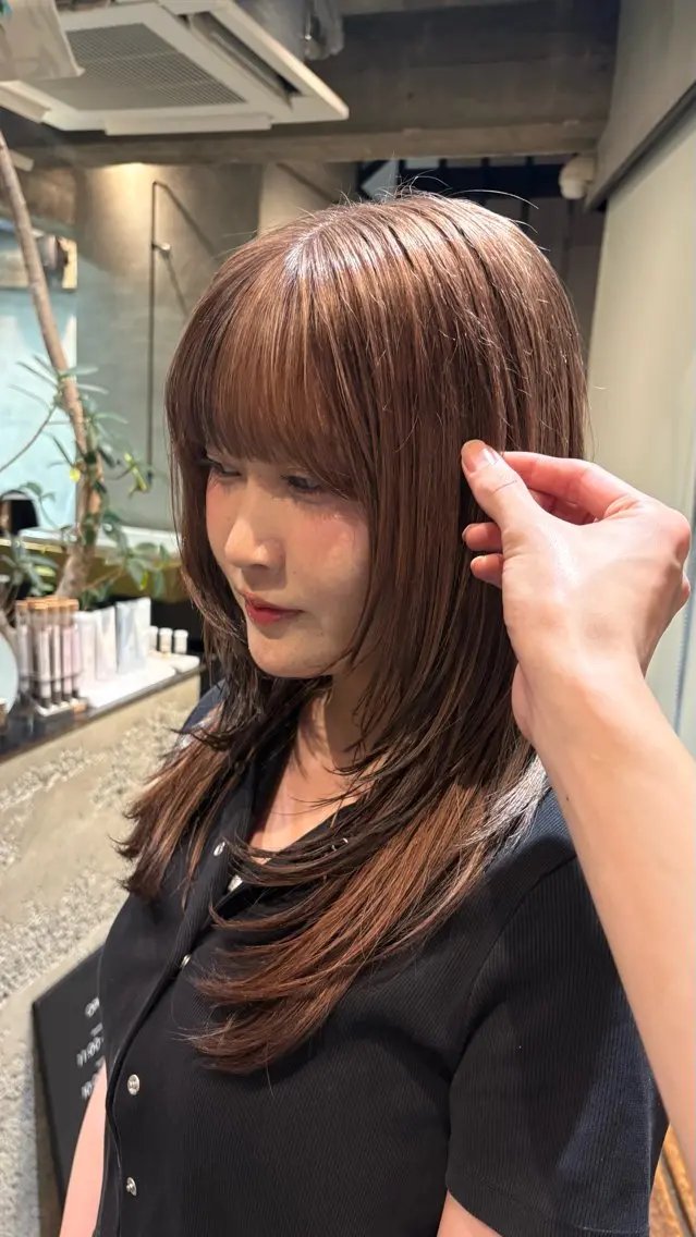 セミロング カラー ベージュカラー ブリーチ 透明感カラー グレージュ ミルクティーベージュ ヘアカラー 佐々木 蓮のヘアスタイル
