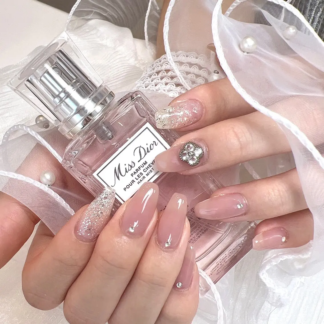 【人気No.1】オフなし限定🎀長さだし10本ちゅるんワンホンネイル🪞¥6980(120分)の写真