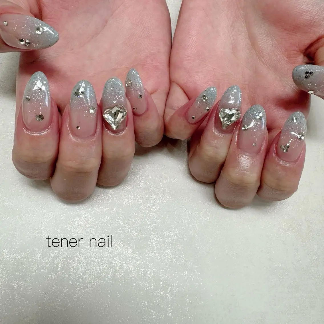 ネイル キラキラネイル ワンホンネイル ハンドネイル テネルネイル tener nailのネイルデザイン