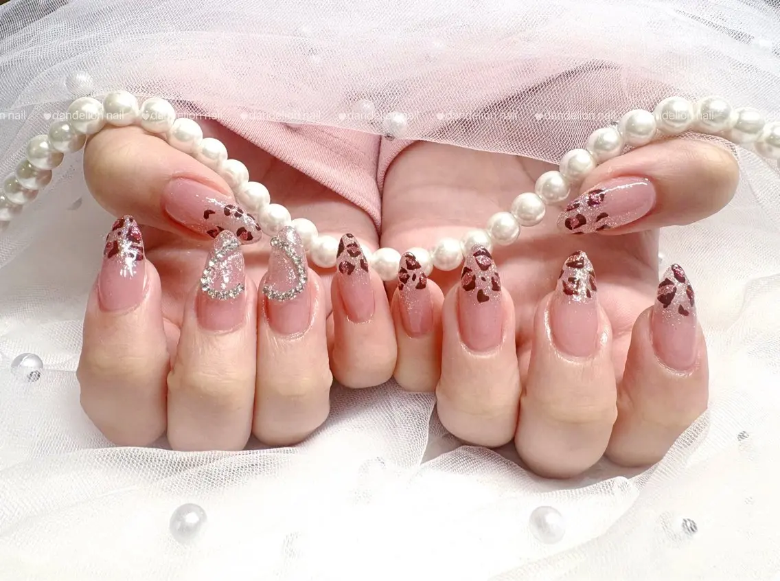 ネイル ハート キラキラネイル 持ち込み ワンホンネイル ハンドネイル dandelion nail北千住のネイルデザイン