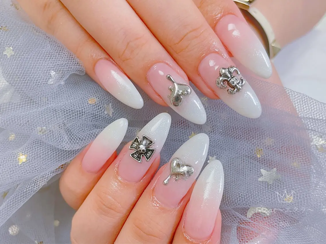 ネイル ハンドネイル ネイルサロンエクラ 🫧Shizukaのネイルデザイン