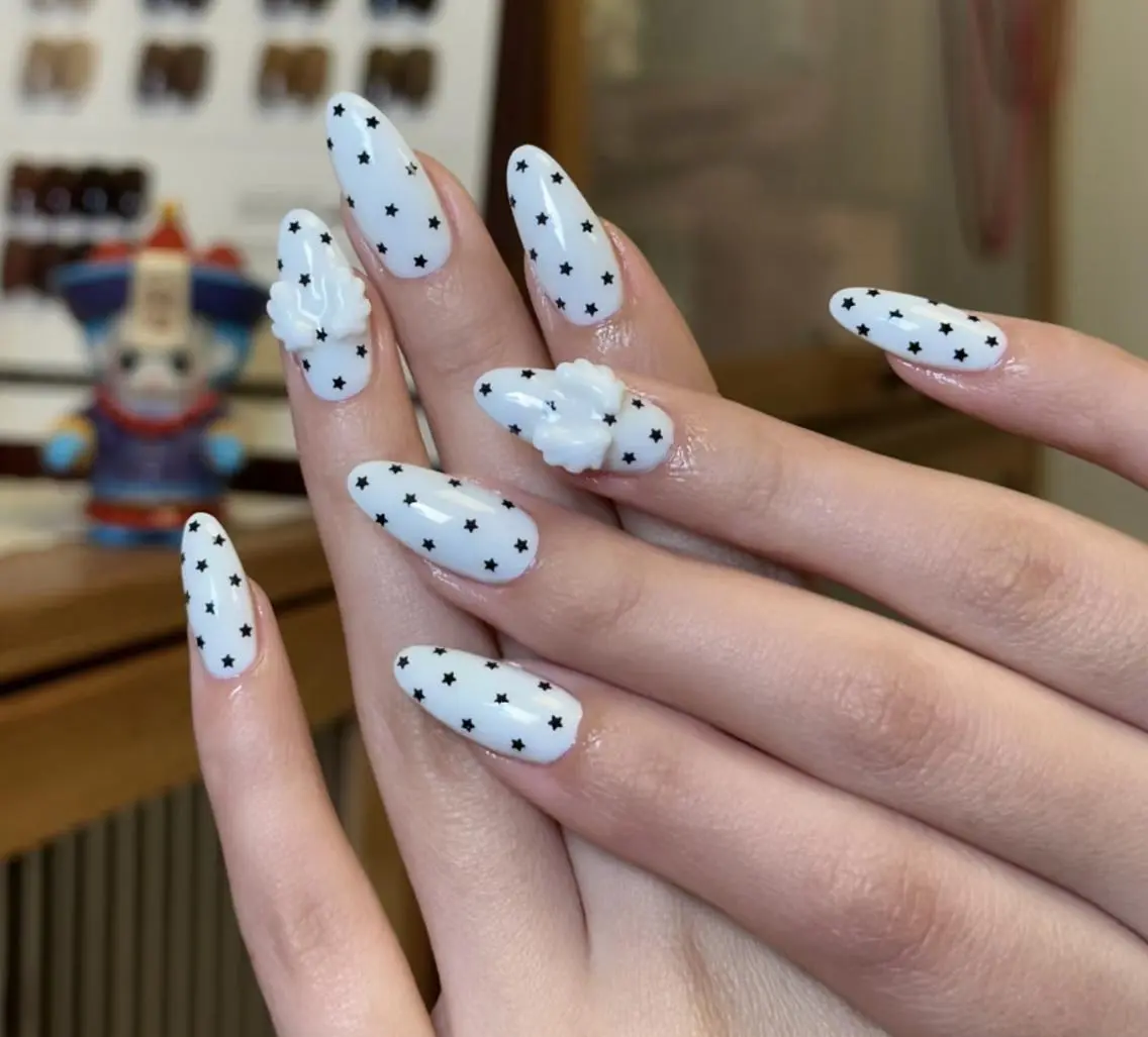 ネイル ハンドネイル 🎀 NaNa_nailのネイルデザイン