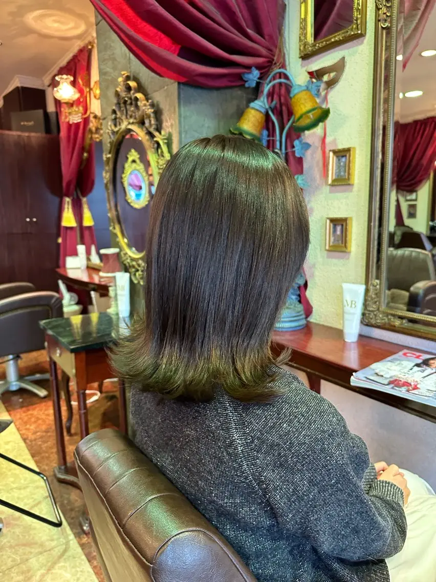セミロング カラー ベージュカラー 透明感カラー グレージュ オリーブベージュ オリーブカラー カット ヘアカラー トリートメント 【美髪矯正 /髪質改善】RINのヘアスタイル