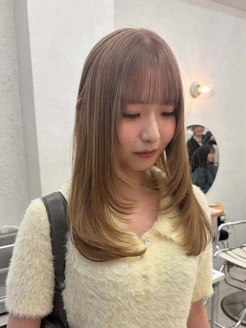 ロング カラー カット ヘアカラー まろやかベージュ🤎 艶カラー🫧リン🔔のヘアスタイル