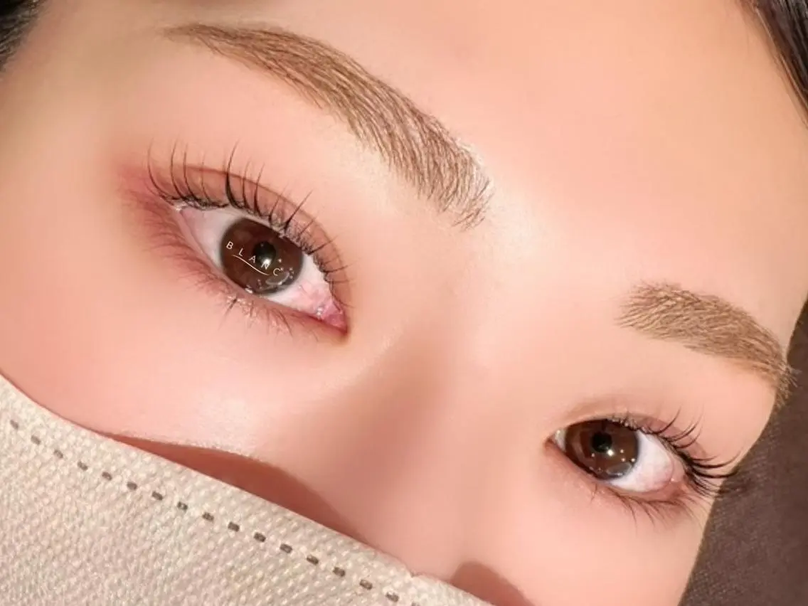 【ミニモ限定★】 美眉毛スタイリング※お直し無 アイブロウスタイリング ワックス脱毛、眉カット、毛抜きの写真