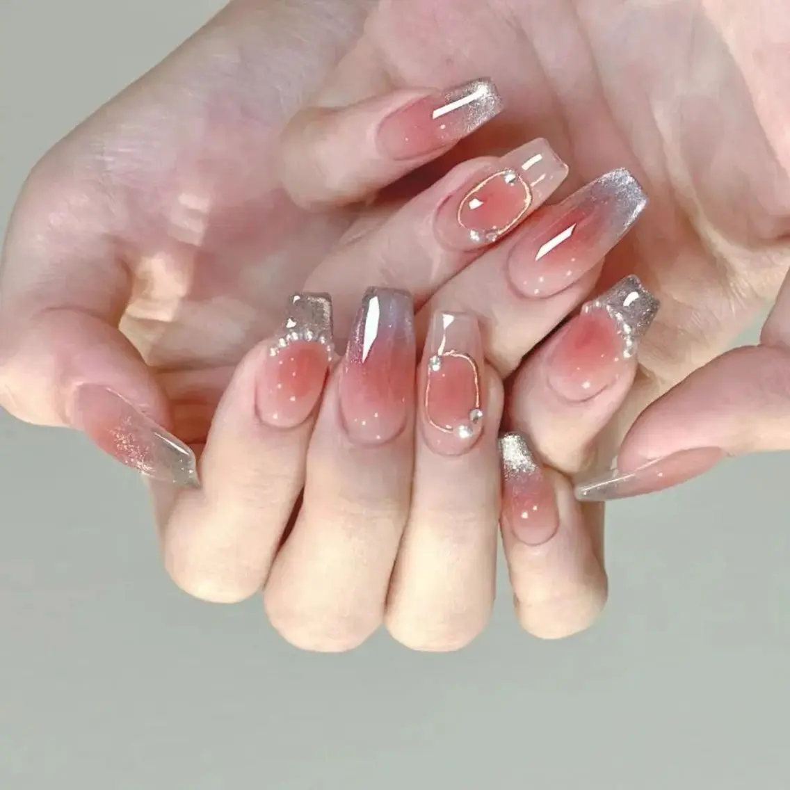 ネイル ハンドネイル 🎀M nails✨ ビューティーのネイルデザイン