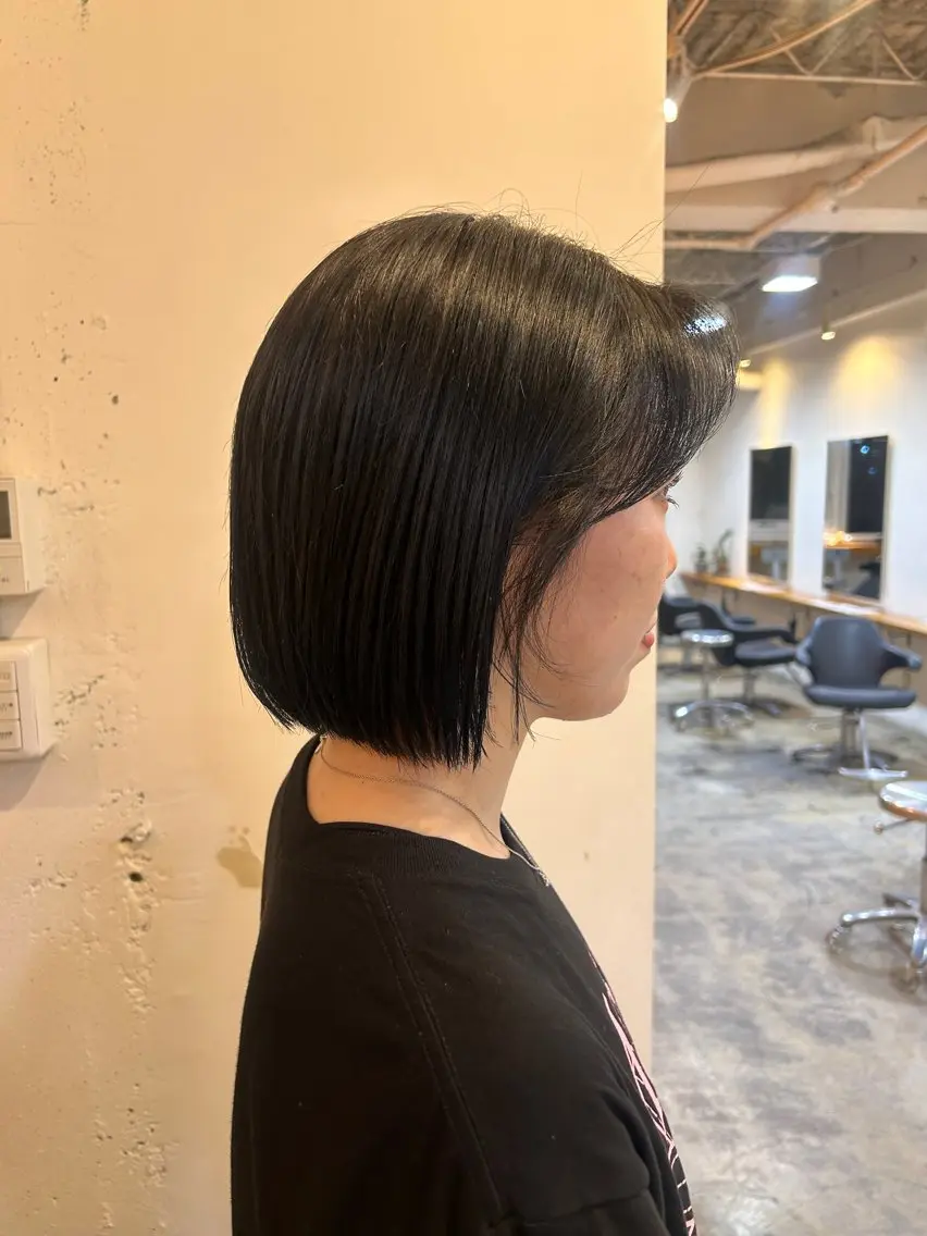 ショート カラー カット ヘアカラー ナチュラル大人っぽい スタイル　MAORIのヘアスタイル