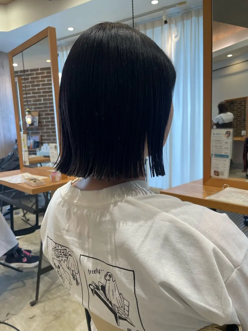 ミディアム ボブ カット ブリーチカラー🫧 /たなかのヘアスタイル