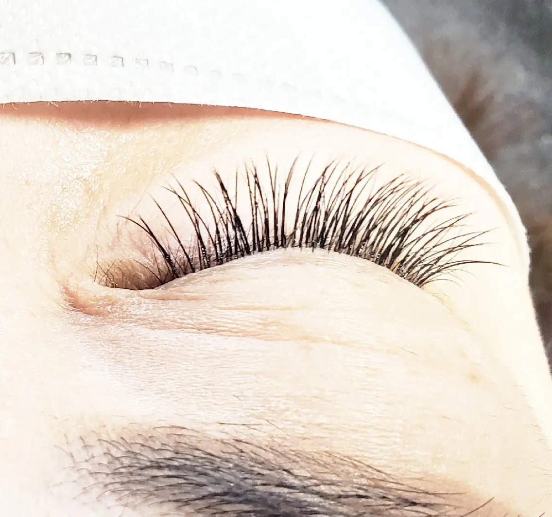 マツエク・マツパ フラットラッシュ Eyelash Salon Be 林のマツエク・マツパデザイン