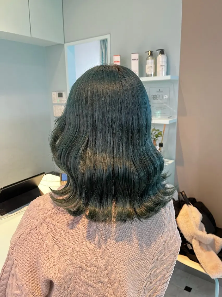 ミディアム カラー ヘアカラー トリートメント ブリーチカラー 🩵MIZUKIのヘアスタイル