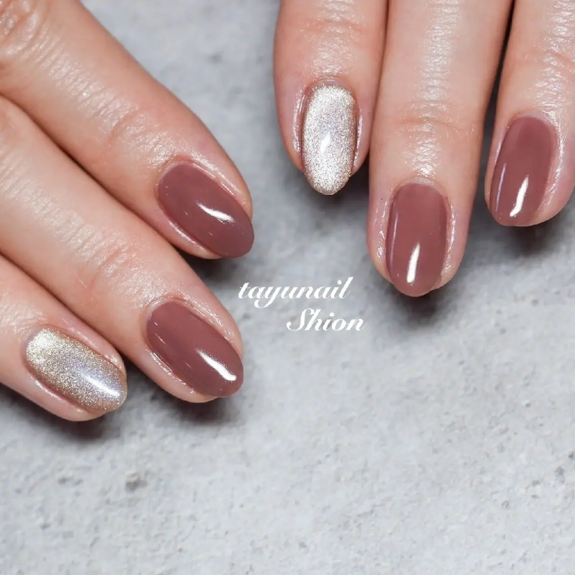 ネイル ブラウン ジェルネイル キラキラネイル マグネットネイル ワンカラーネイル ネイルサロン 【たゆnail】のネイルデザイン