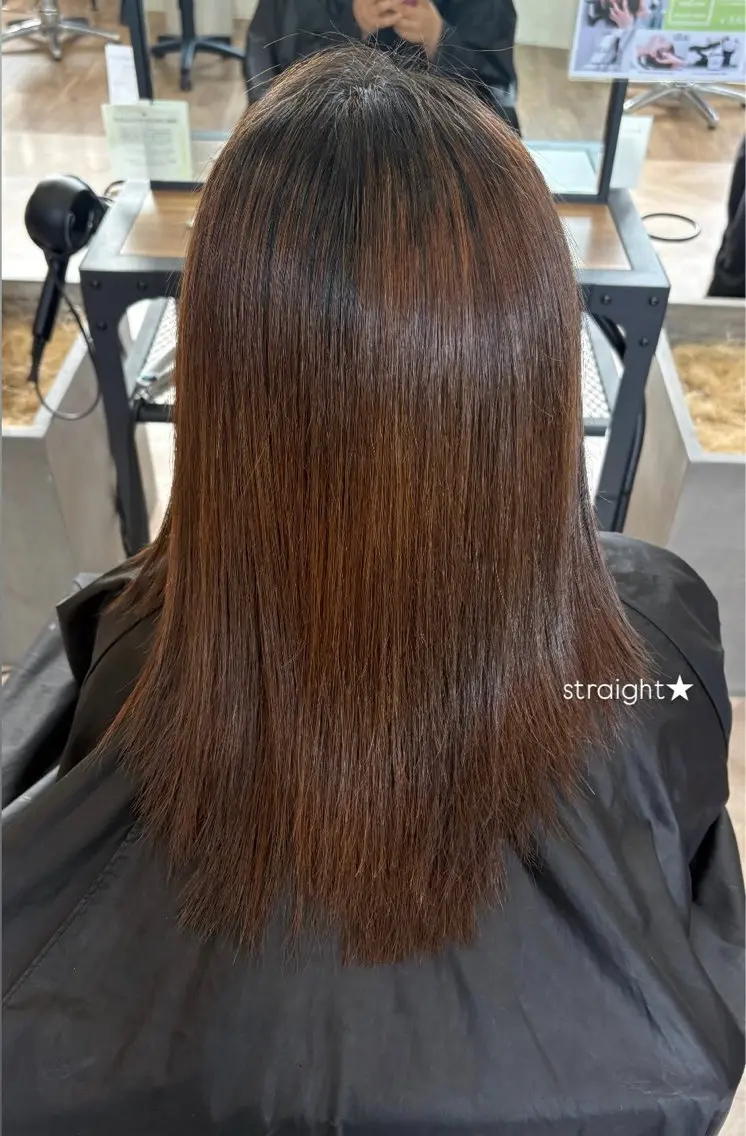 ミディアム 縮毛矯正 牧野 未来のヘアスタイル