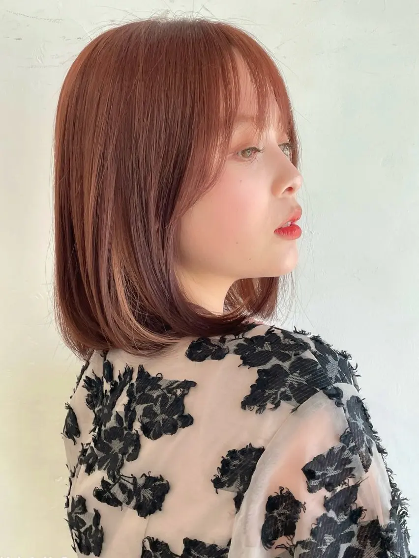 ミディアム 米澤 由衣のヘアスタイル