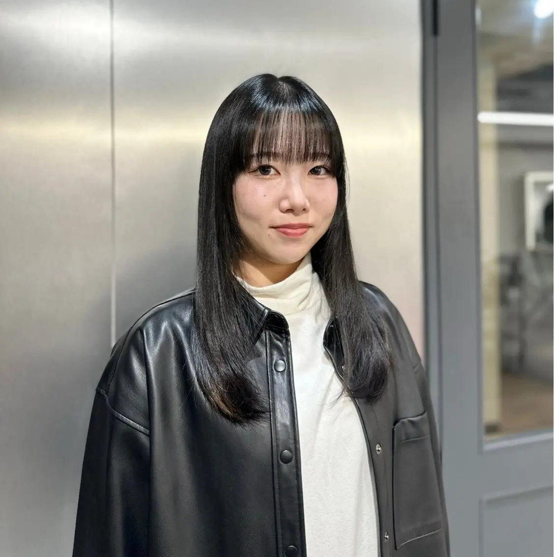 ロング ヘアカラー 髪質改善ELSA元町 城内譲のヘアスタイル