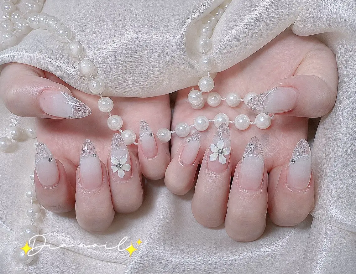 ネイル フットネイル 韓国ネイル レース マグネットネイル ニュアンスネイル ハンドネイル Dia nail サロンのネイルデザイン