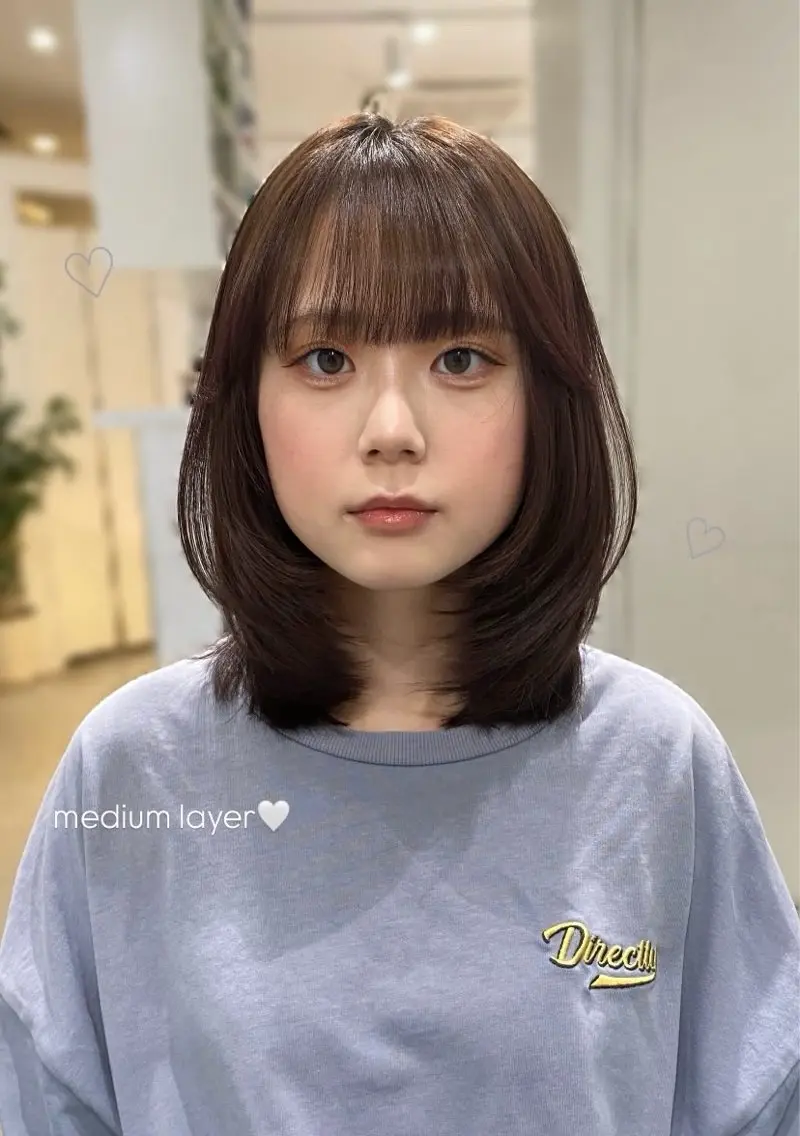 ミディアム カット ヘアカラー トリートメント RISAKO レイヤーカット🎀のヘアスタイル
