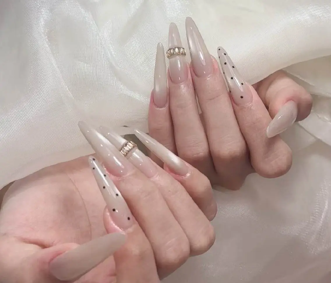 ネイル Evelyn 松户のネイルデザイン