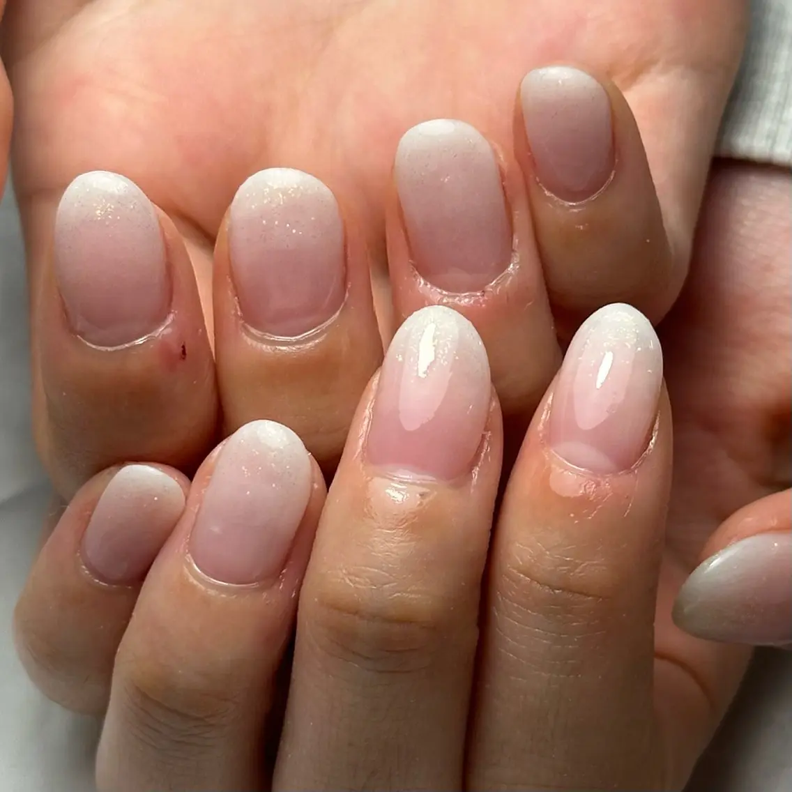 ネイル キラキラネイル ラメ(グリッター) Ray nail natsu🎀のネイルデザイン