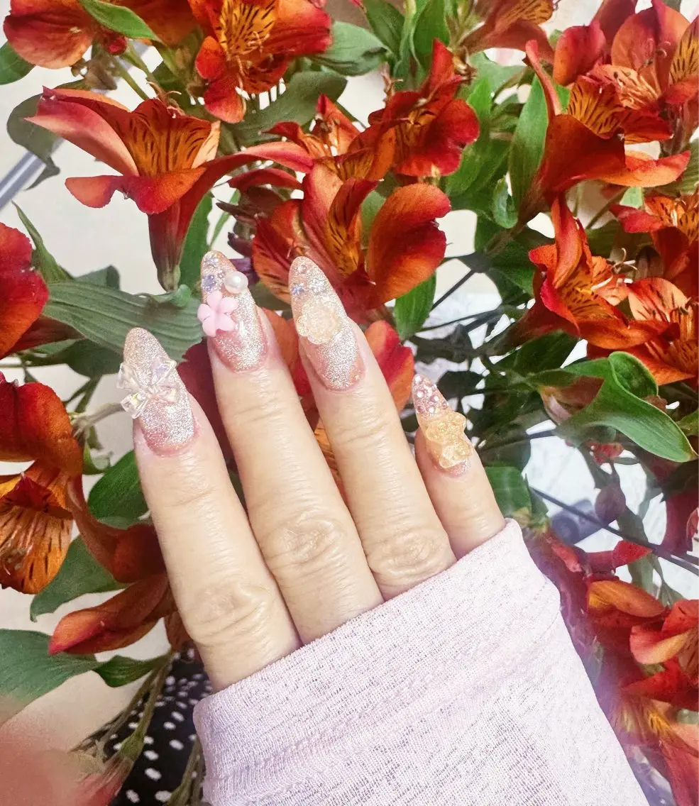 ネイル キラキラネイル ストーンネイル ハンドネイル Michan Nailのネイルデザイン