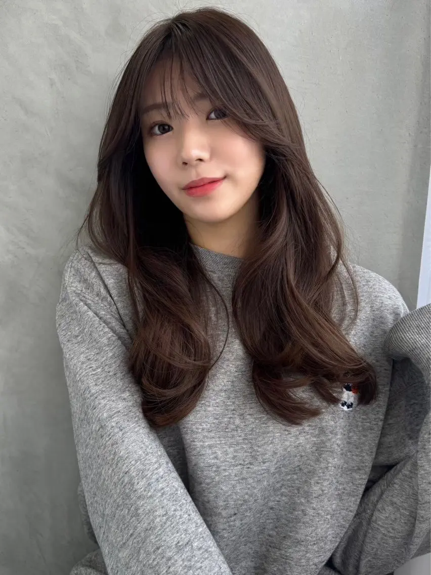 カラー 杉谷 知怜のヘアスタイル