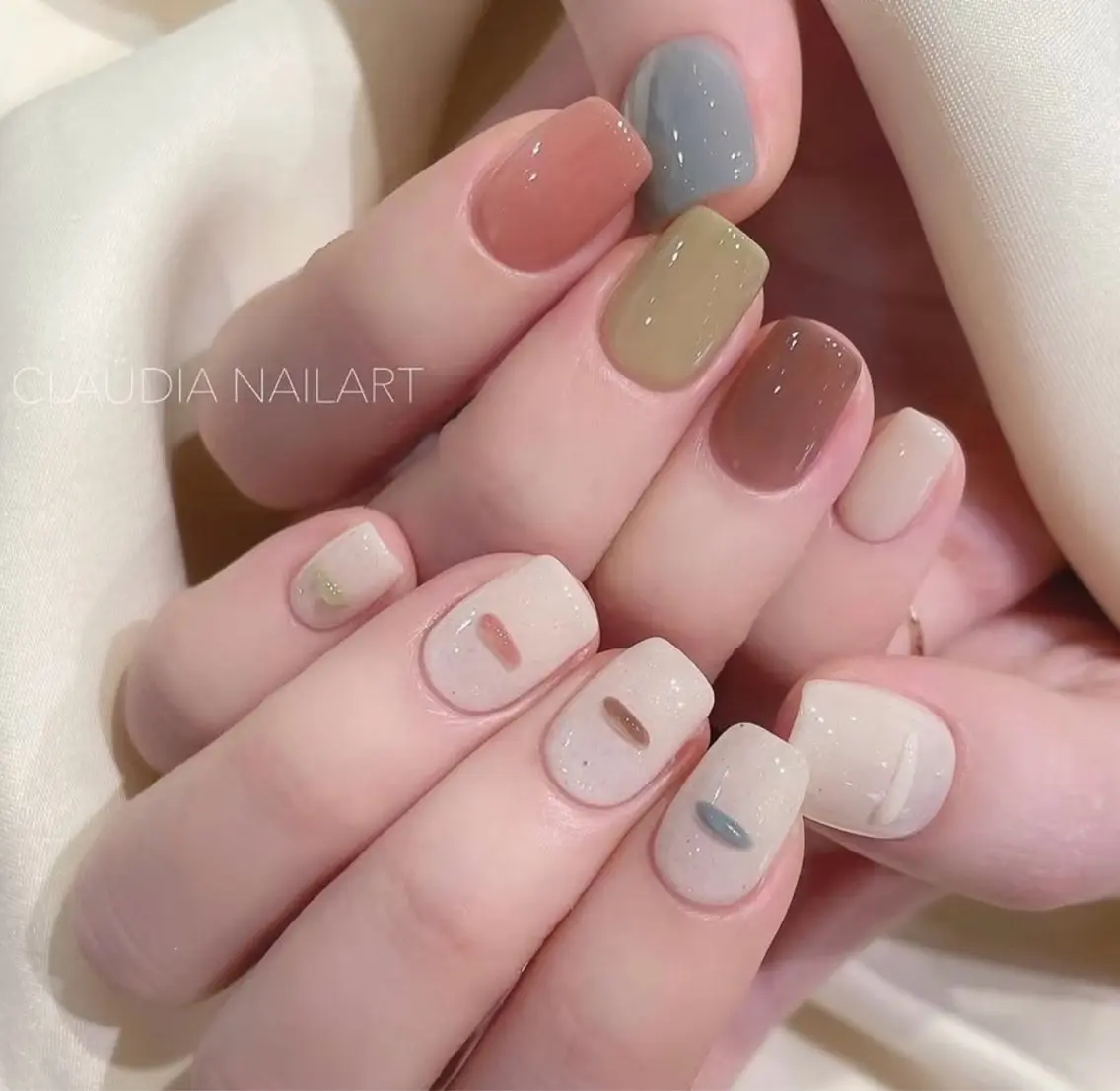 ネイル ハンドネイル H3 Nail Tsuki🦋💙のネイルデザイン