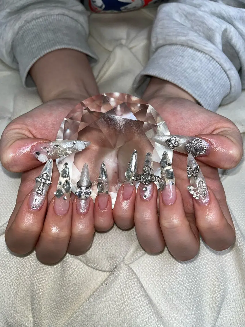 ネイル ハンドネイル nail.salon .Reversalのネイルデザイン