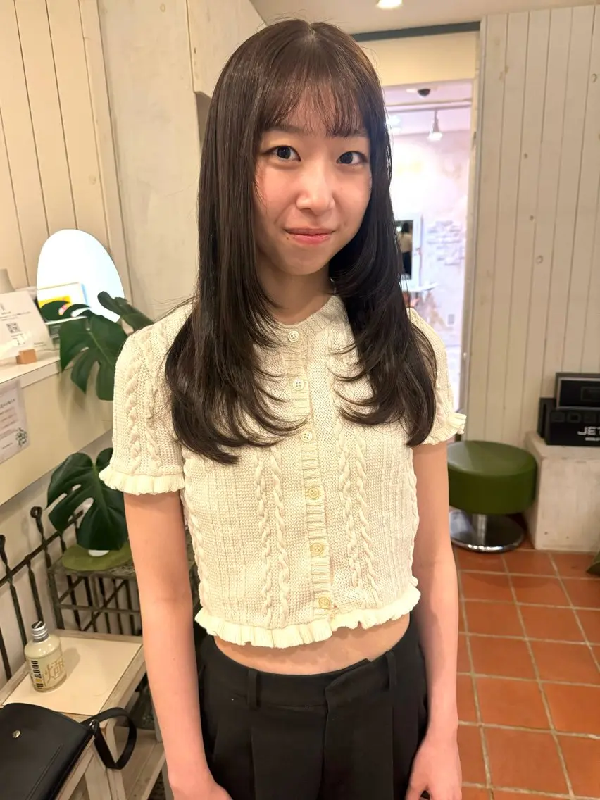 セミロング カラー カット ヘアカラー 🌿‬Hanon 藤井よし乃🌿‬のヘアスタイル