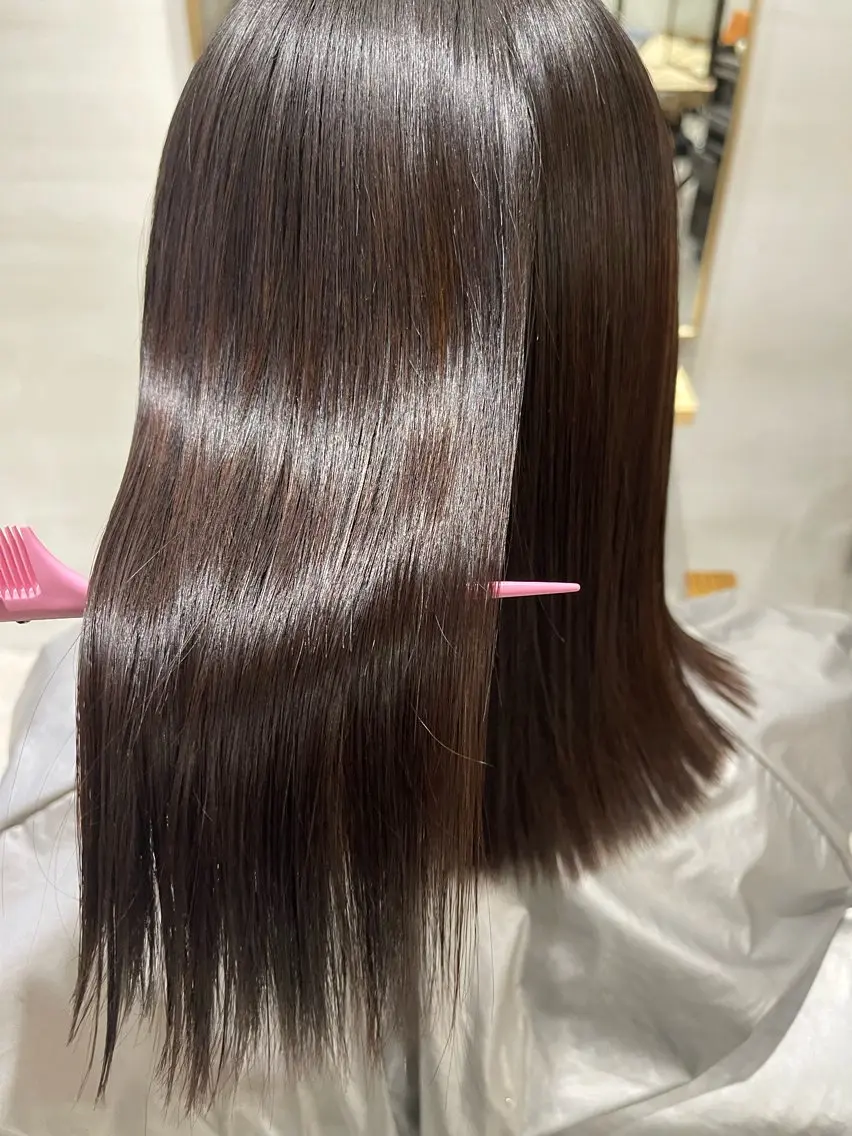 ミディアム lena🎀 透明感カラー/韓国風のヘアスタイル