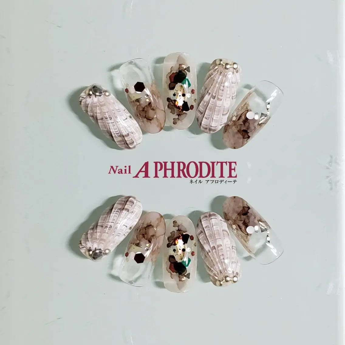 ネイル ジェルネイル ニュアンスネイル スカルプネイル ソフトジェル ネイルチップ ハンドネイル Nail Aphroditeのネイルデザイン