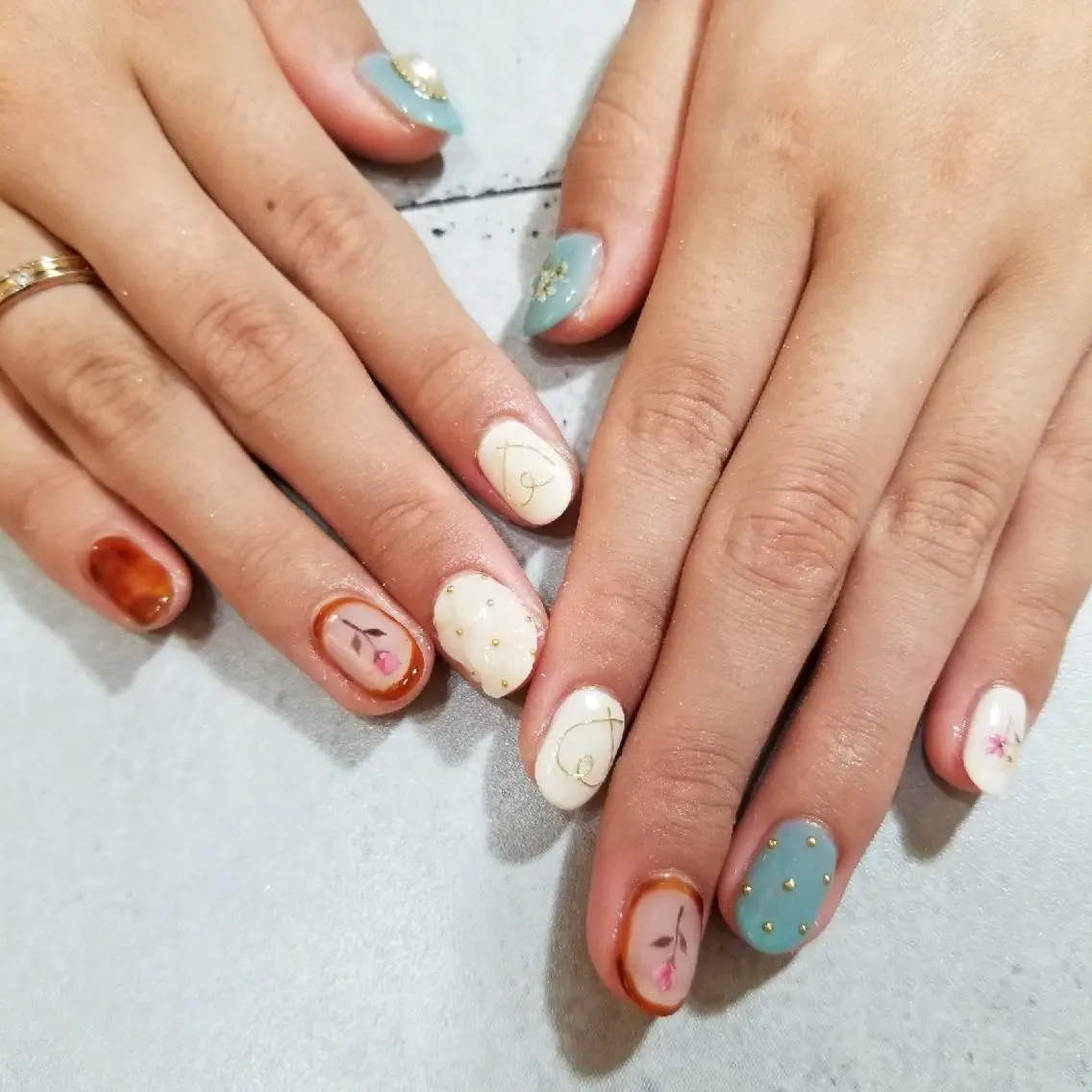 ネイル アートネイル nijiiro🌈 サトウのネイルデザイン